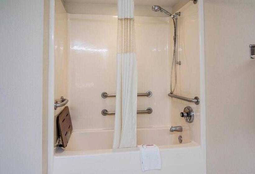 디럭스 룸, Red Roof Inn Fayetteville I95