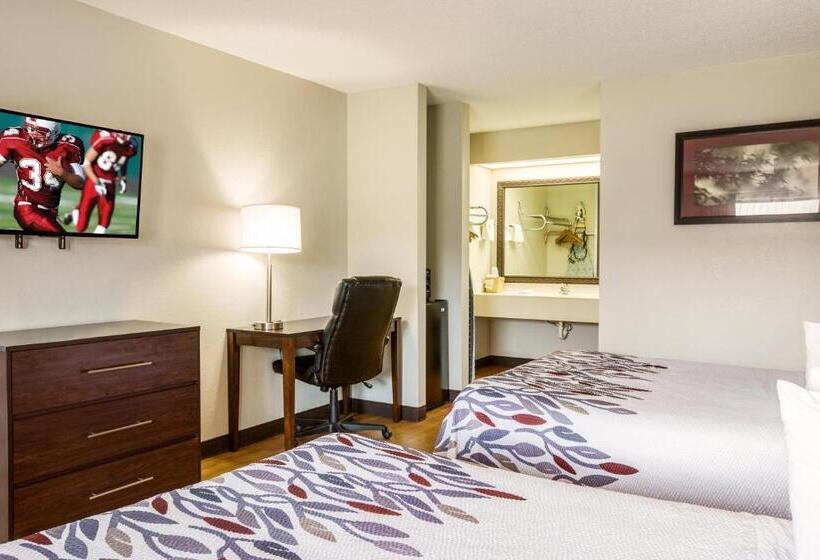 Номер Deluxe, Red Roof Inn Fayetteville I95