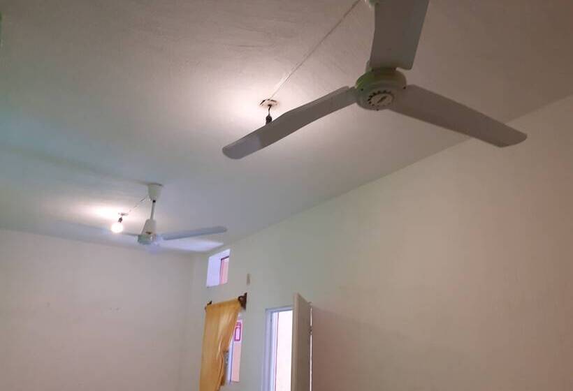 اتاق اکونومی, Casa Mexicana Barra De Navidad