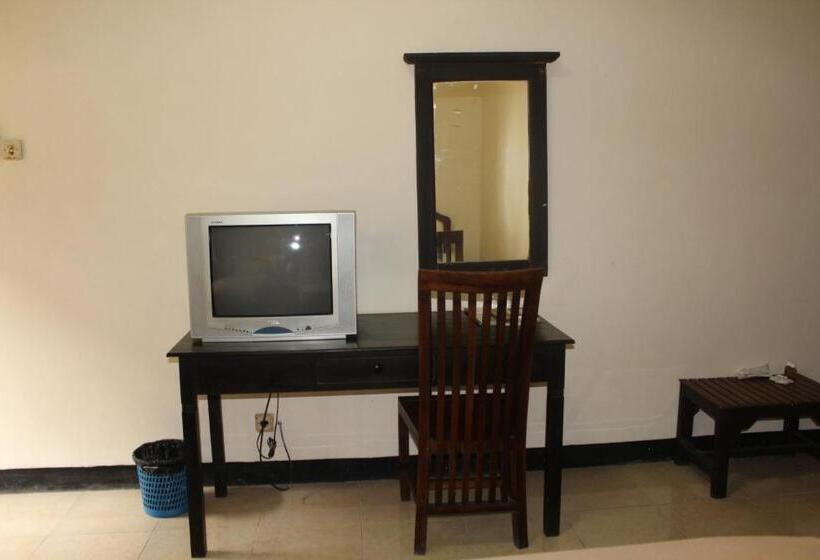 חדר דלוקס, Simpang Tujuh