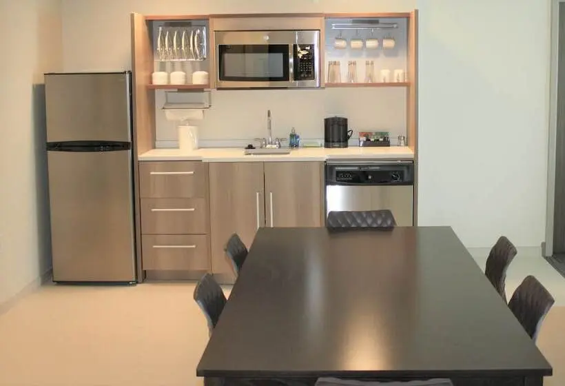 身障者適用スイートルーム, Home2 Suites By Hilton Omaha Un Medical Ctr Area