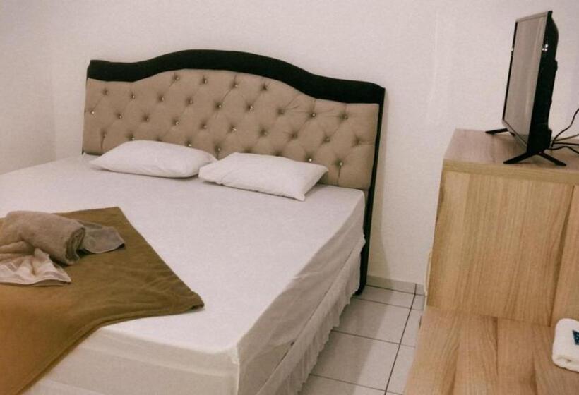 חדר סופריור לארבעה, Itamaraty