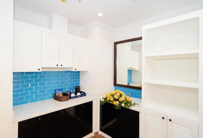 اتاق لوکس با چشمانداز شهر, D Lioro Hotel & Resort