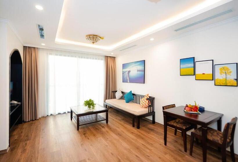 سوییت لوکس, D Lioro Hotel & Resort