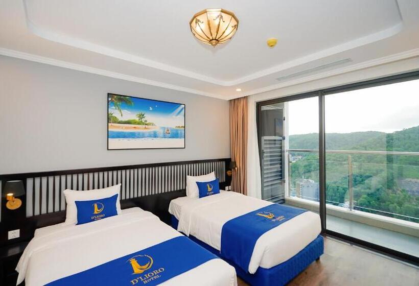 سوئیت با بالکن, D Lioro Hotel & Resort