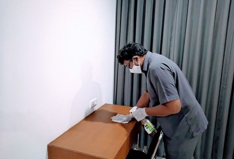 Номер Стандарт, Sri Ram Grand