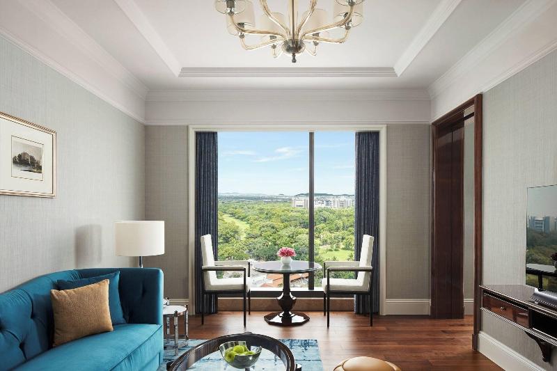 带双人大床的行政管理套房, The Ritzcarlton, Pune