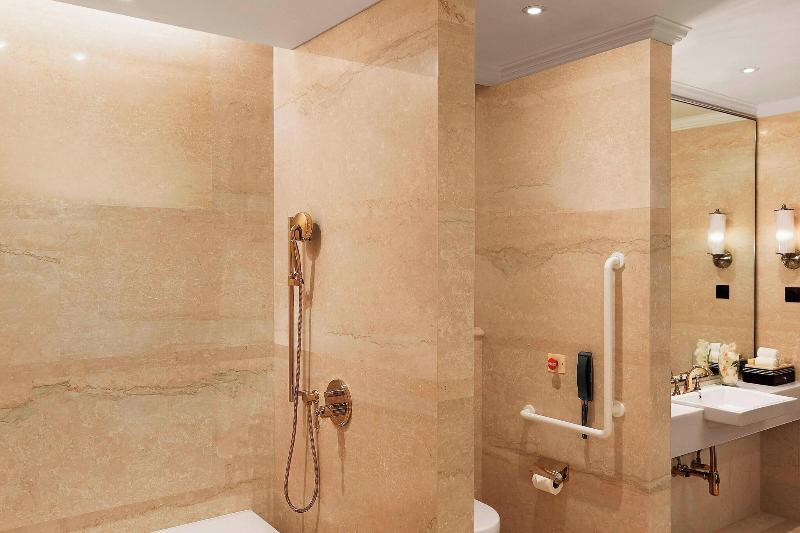 Люкс Executive Кровать Кинг, The Ritzcarlton, Pune