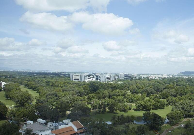 带双人大床的行政管理套房, The Ritzcarlton, Pune