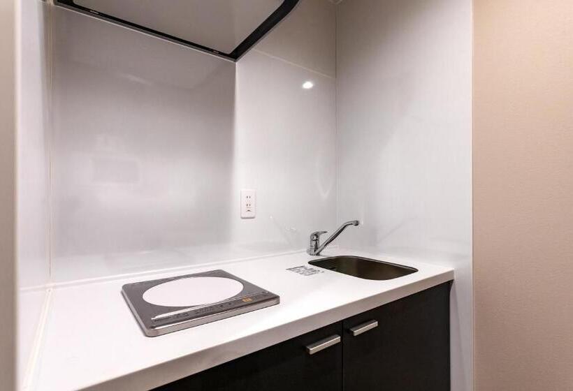 חדר סטנדרט, Mr.kinjo In Color Z Kuninda