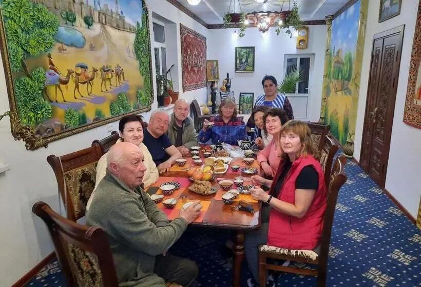 اتاق استاندارد سه نفره, Guest House Khiva Boyjon Ota