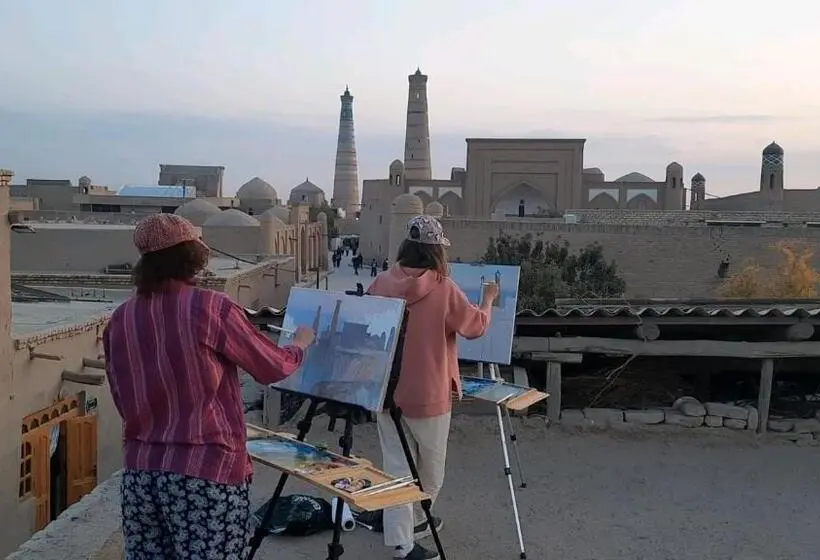 اتاق لوکس با چشم‌انداز باغ, Guest House Khiva Boyjon Ota