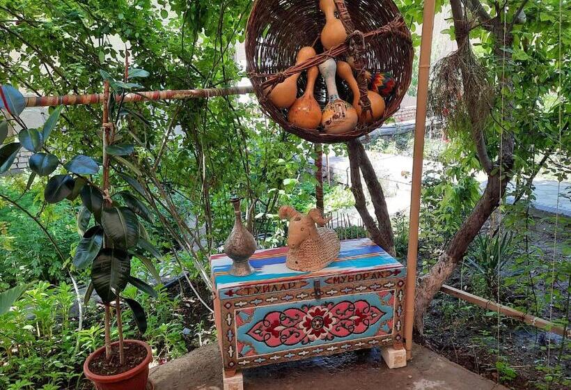 ガーデンビュースタンダードルーム, Guest House Khiva Boyjon Ota