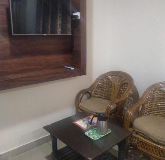 غرفة ديلوكس مزودة بشرفة, Vella Marina Group Of Hotel Ravine