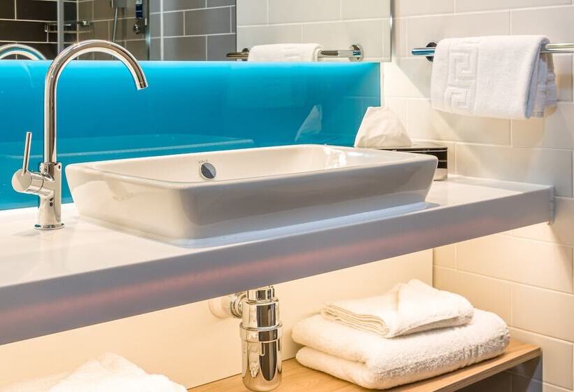 Номер Стандарт, Holiday Inn Express   Bodmin   Victoria Junction, An Ihg