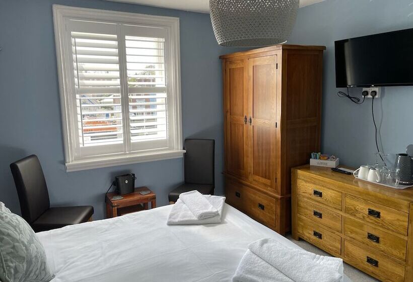 스탠다드 룸 킹사이즈 침대, Lantana Guest House