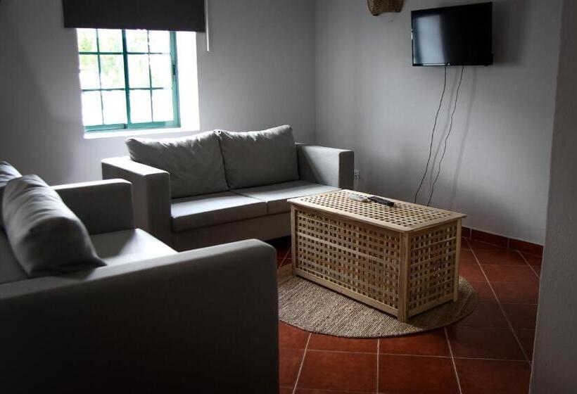 2间卧室的房子, Casas Do Monte