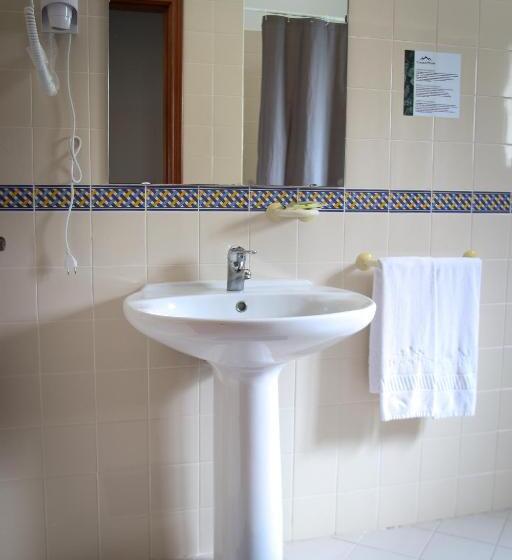 标准间, Casas Do Monte