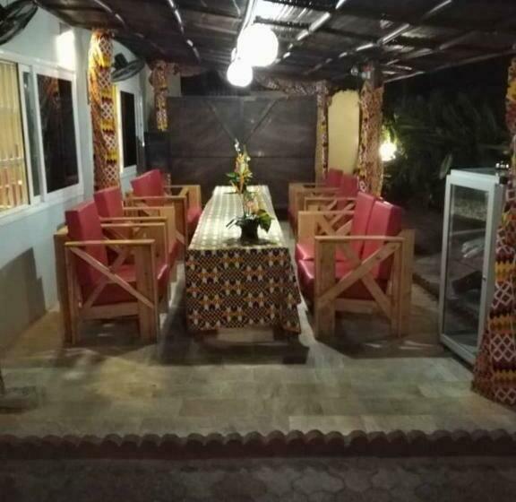 اتاق لوکس, Residence Ivoire Cotonou