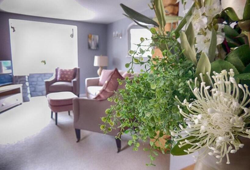 침실 2개 주택, The Lansdowne Cottage