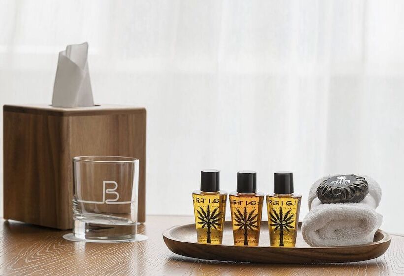 غرفه قياسيه سريرين مزدوجين, The Ben, Autograph Collection