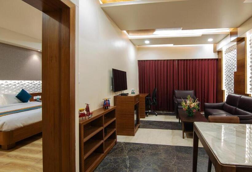 스위트, Ziona Luxurious