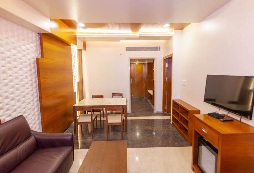 جناح, Ziona Luxurious