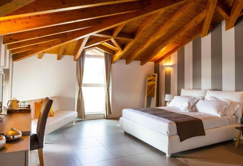 חדר סטנדרט לארבעה, Casa Ananda