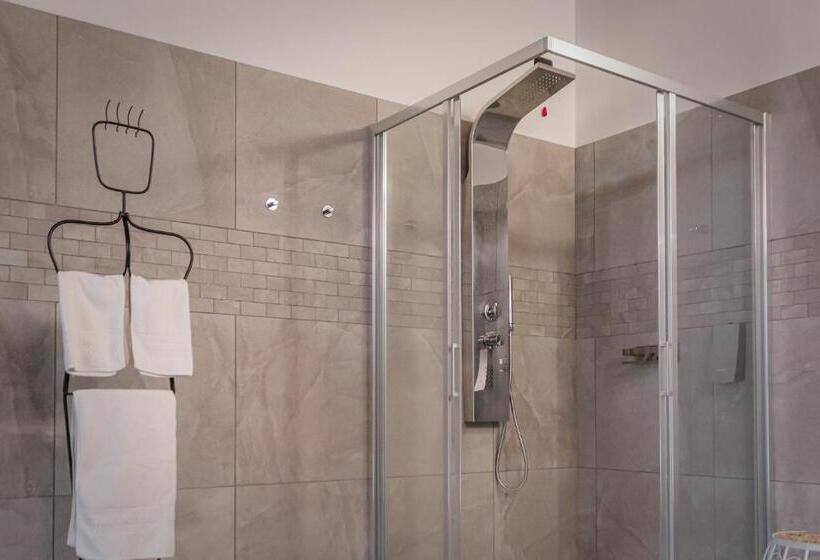 סוויטה משפחתית, Casa Ananda