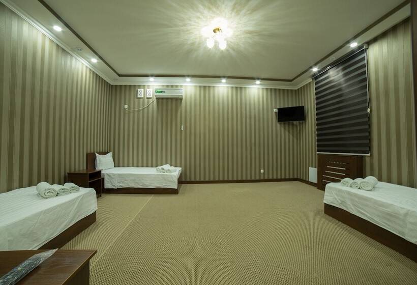 חדר סטנדרט לארבעה, Euro Asia