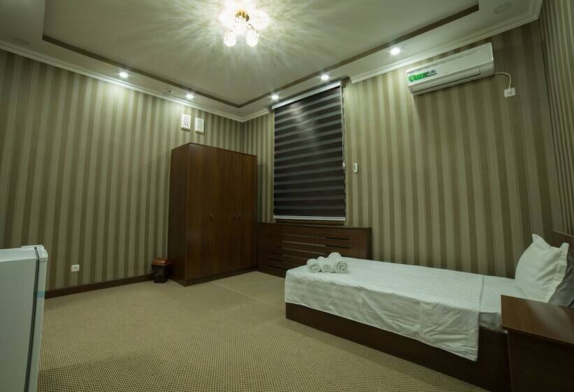 חדר סטנדרט לארבעה, Euro Asia