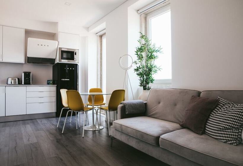 آپارتمان 1 خوابه, Castello Prime Suites