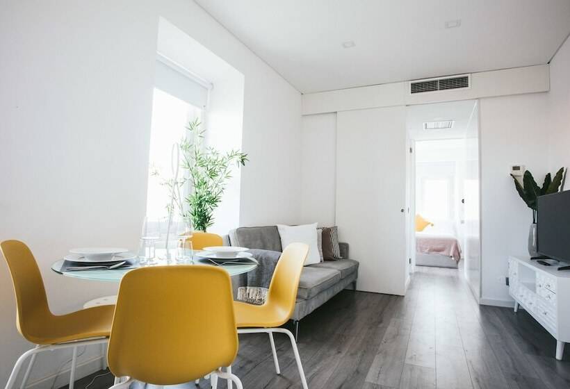 آپارتمان 1 خوابه, Castello Prime Suites