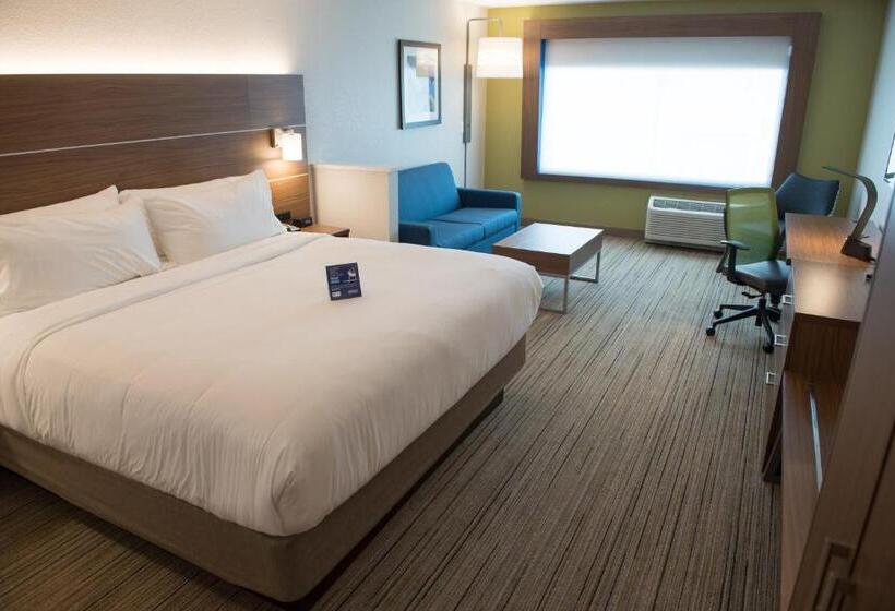 Люкс Кровать Кинг, Holiday Inn Express & Suites   Warsaw   E Center, An Ihg