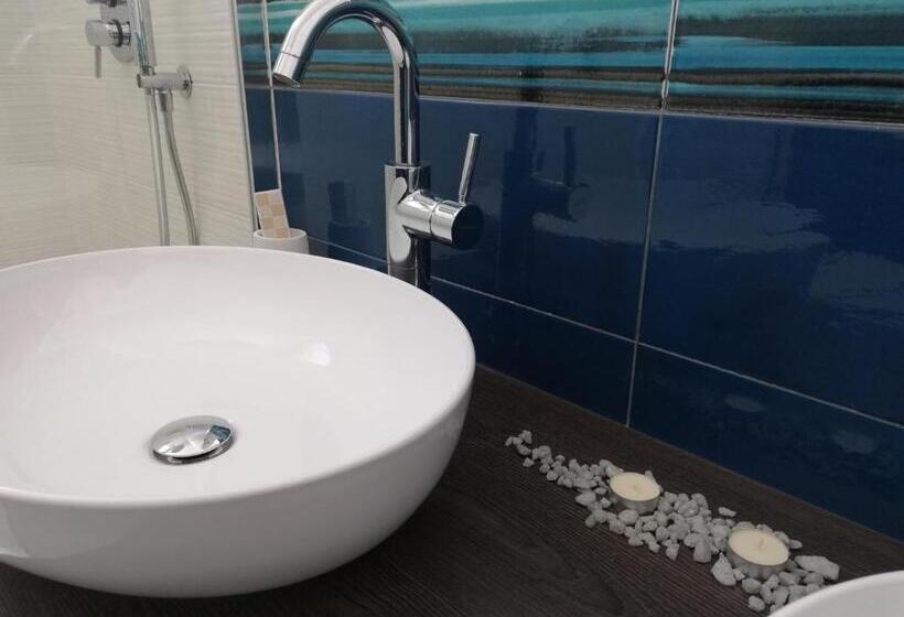 غرفة سوبيريور مزوَّدة بتراس, Kaloneiro Guest House