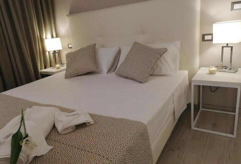 شقة غرفتين, Kaloneiro Guest House