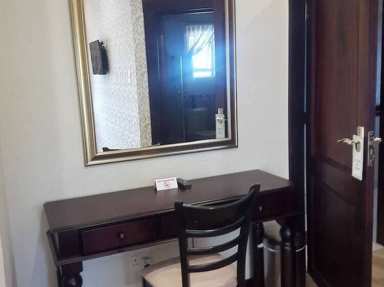 اتاق استاندارد, Ekupholeni Garden Villas