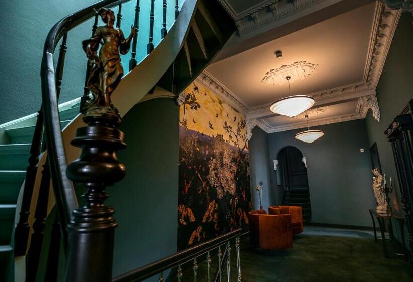 استودیوی لوکس, B&b Boutique Hotel N10