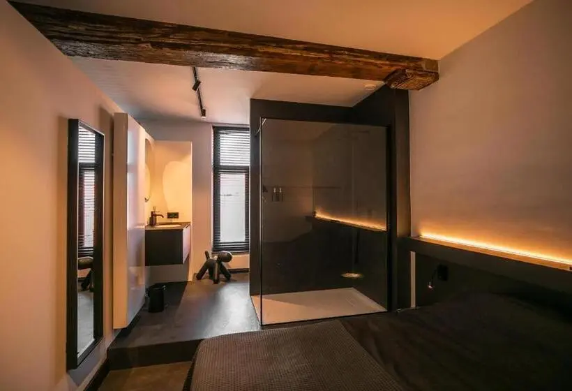 デラックススタジオ, B&b Boutique Hotel N10