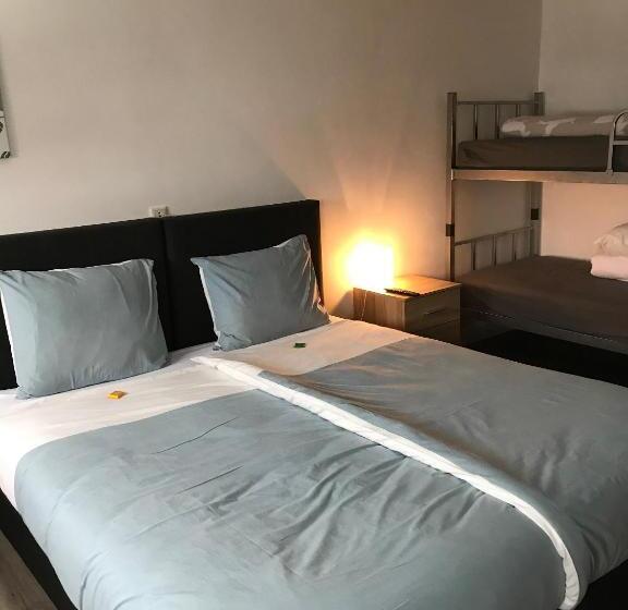 家庭间, Gretel Von Birne