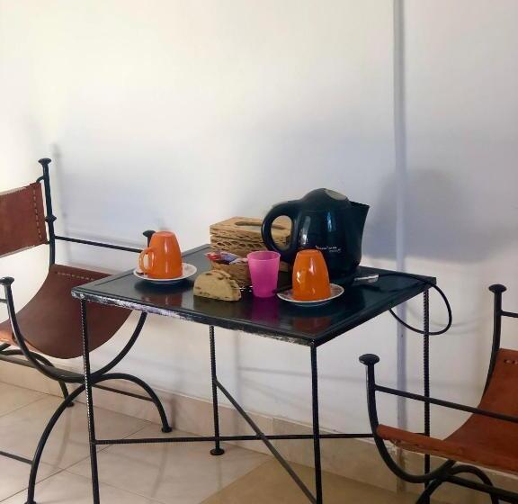 غرفة قياسية ثلاثية, Hostal Los Faroles Chicoana