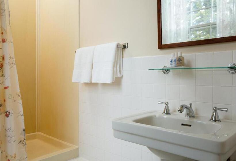 غرفة قياسية مطلّة علي الحديقة, Brampton 1860