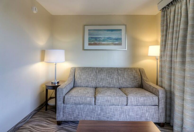 스위트, The Breakers Hotel & Suites