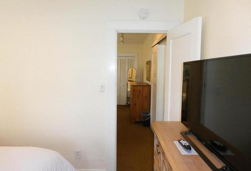 Дом 2 Спальни, Briarwood Inn