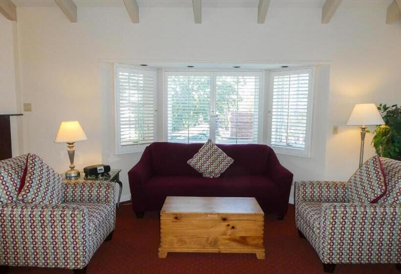 Апартаменты Пентхаус 1 Спальня, Briarwood Inn