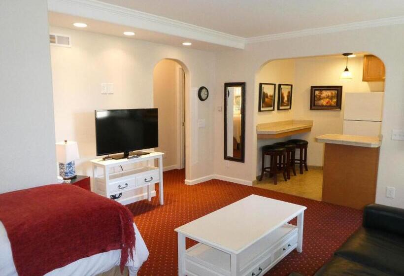 Семейный Номер Deluxe, Briarwood Inn