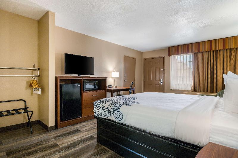 Стандартный Номер Кровать Кинг, Surestay Plus Hotel By Best Western Poteau