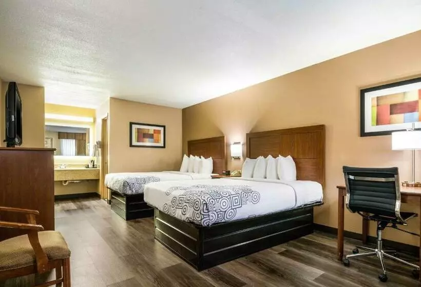 スタンダードルーム, Surestay Plus Hotel By Best Western Poteau