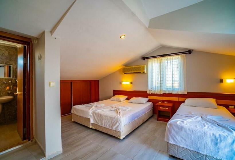 חדר סטנדרט לשלושה, Belek Akropolis Medusa Otel