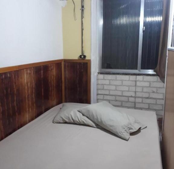 سوییت خانوادگی, Sapucali Privative Hostel